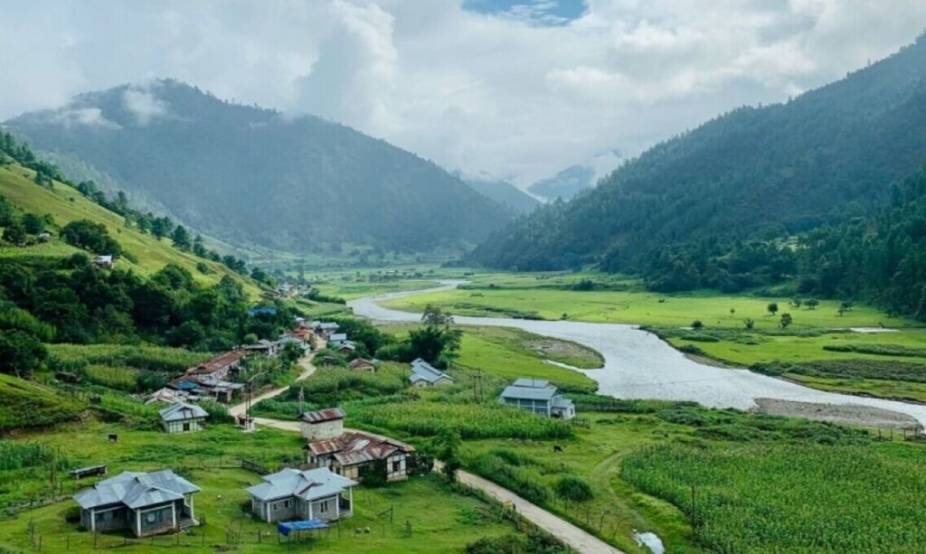 Arunachal Pradesh  Famous tourist places in India.jpg